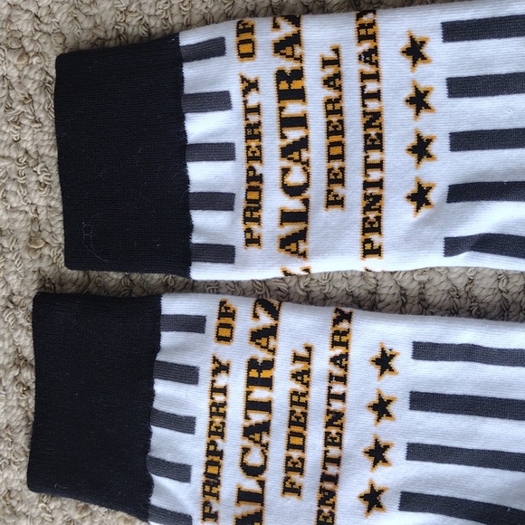 Property of Alcatraz Federal Penitentiary socks - Picture 6 of 7